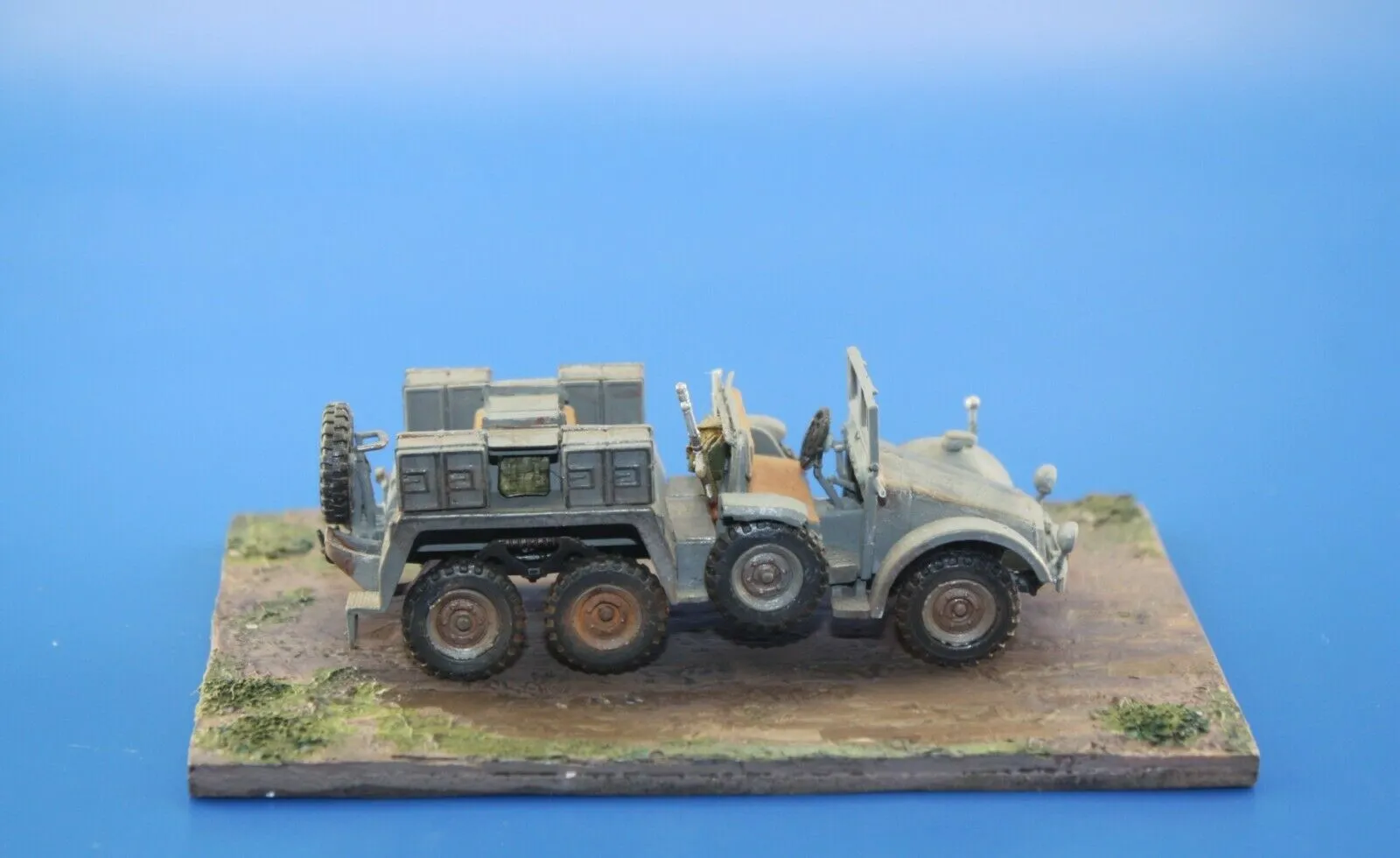 1/72 Display Base For Small  Scale Vehicles kits / D14