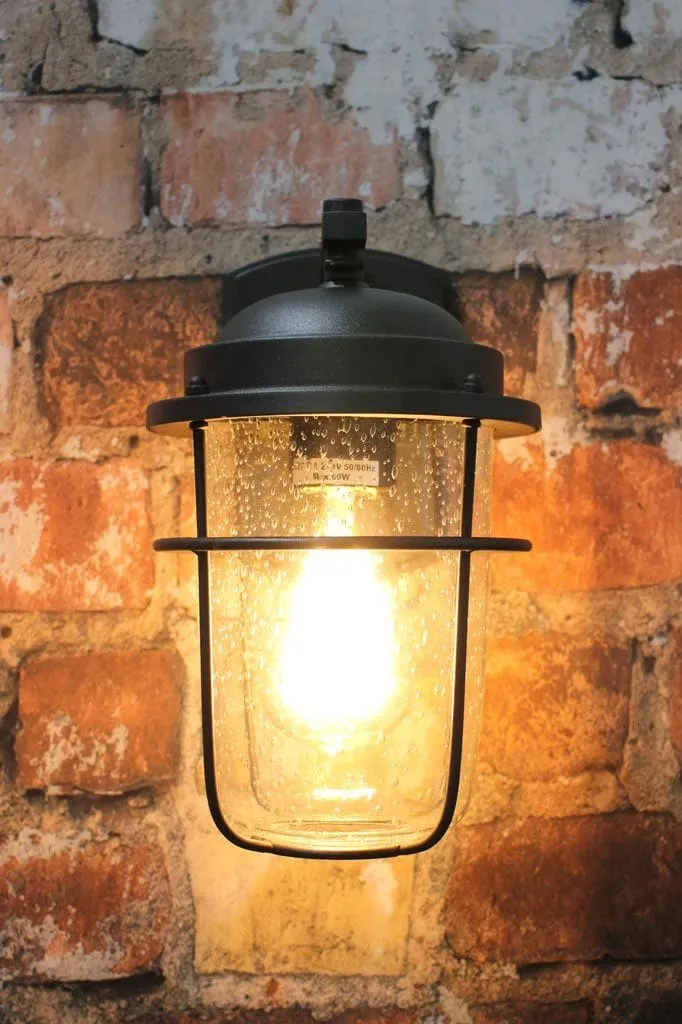 Bankside Wall Light