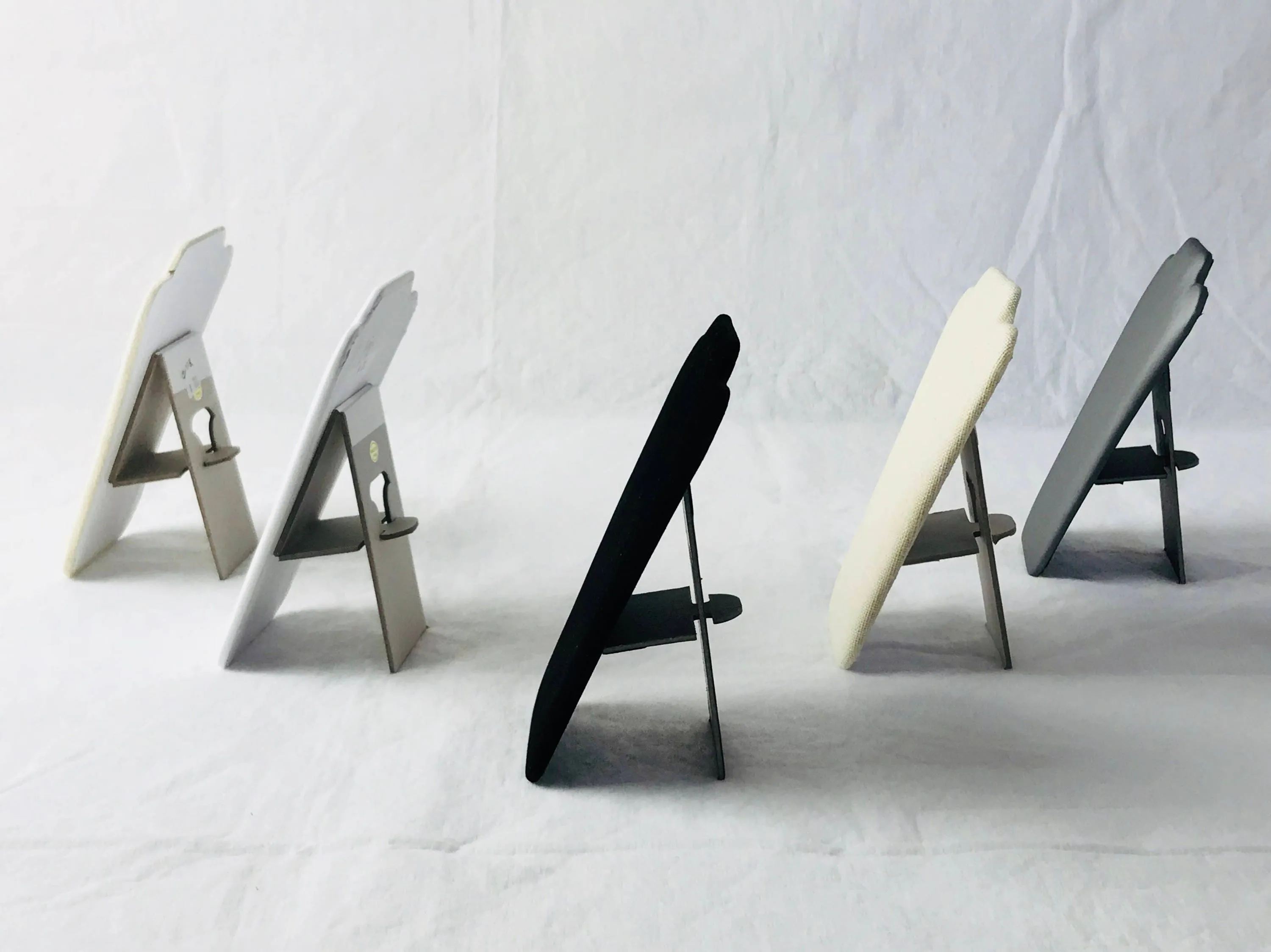 Necklace displays with easel