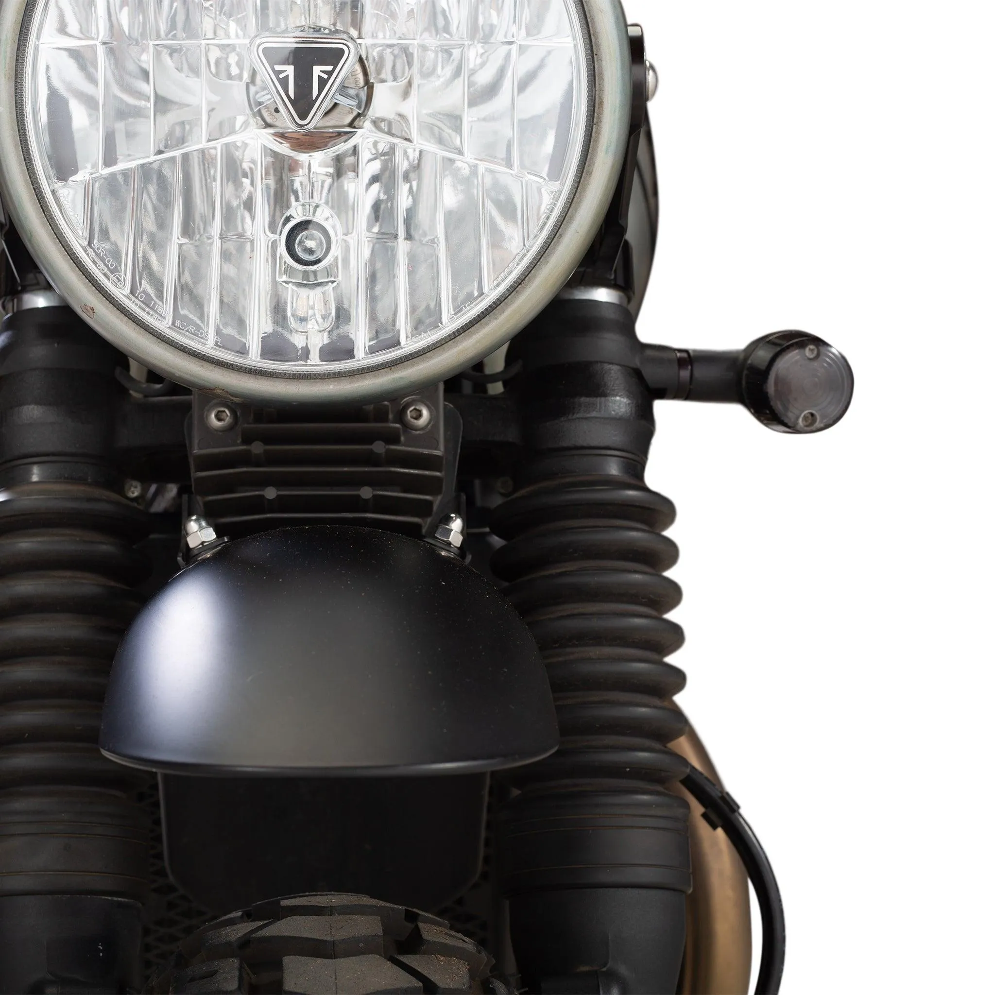 Plug & Play Retro Turn Signals for Triumph Bonneville & T100 / Bonneville SE (2001-2016) | Front Stock Location
