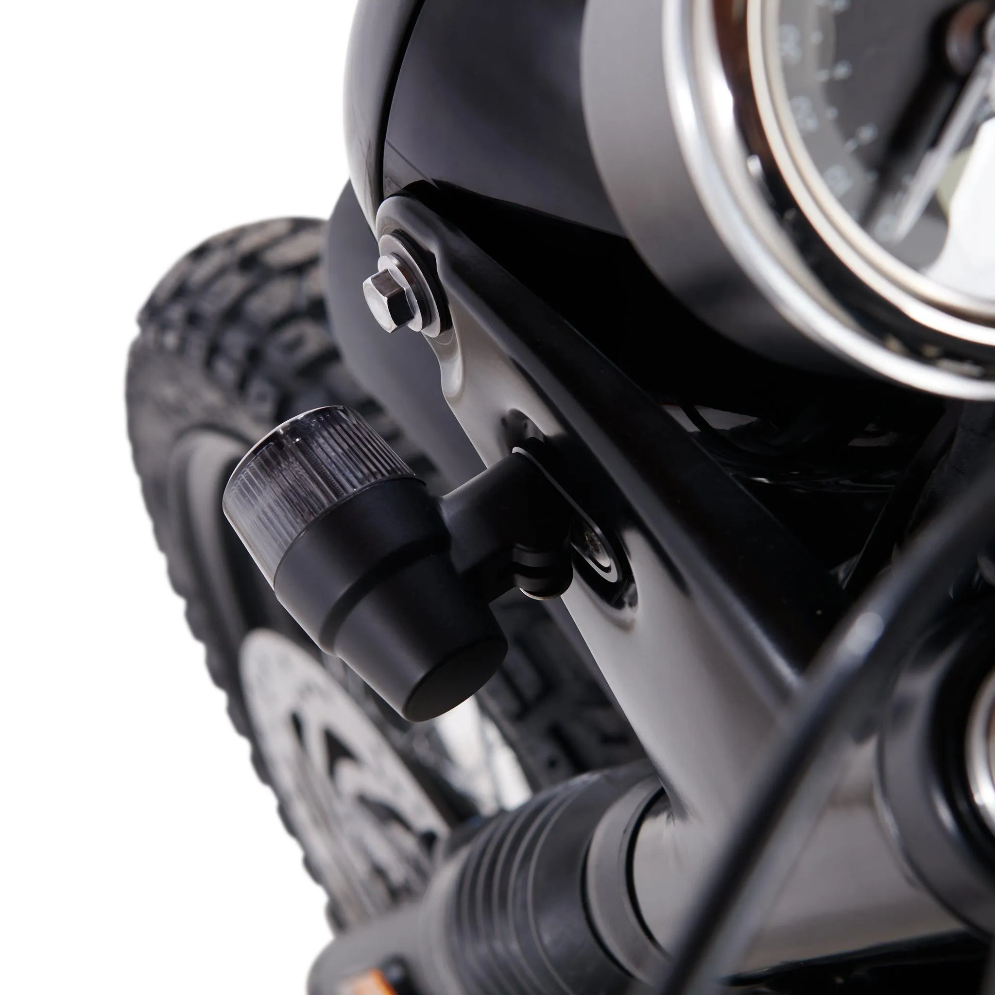 Plug & Play Retro Turn Signals for Triumph Bonneville & T100 / Bonneville SE (2001-2016) | Front Stock Location